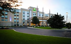 Holiday Inn Express Janesville-I-90 & Us Highway 14 By Ihg
